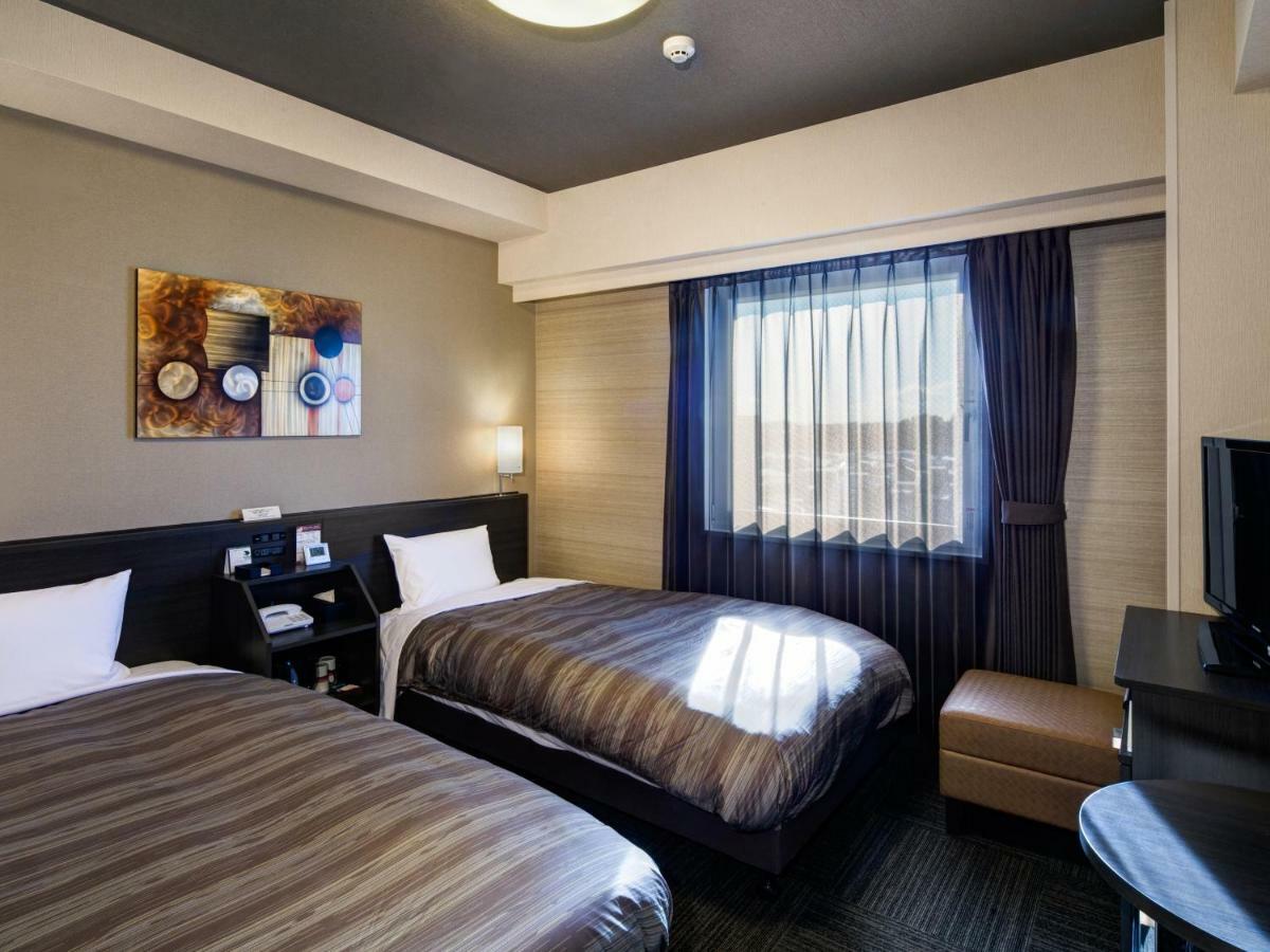 Hotel Route-Inn Kashiwa Minami -Kokudo 16Gouzoi- Екстер'єр фото
